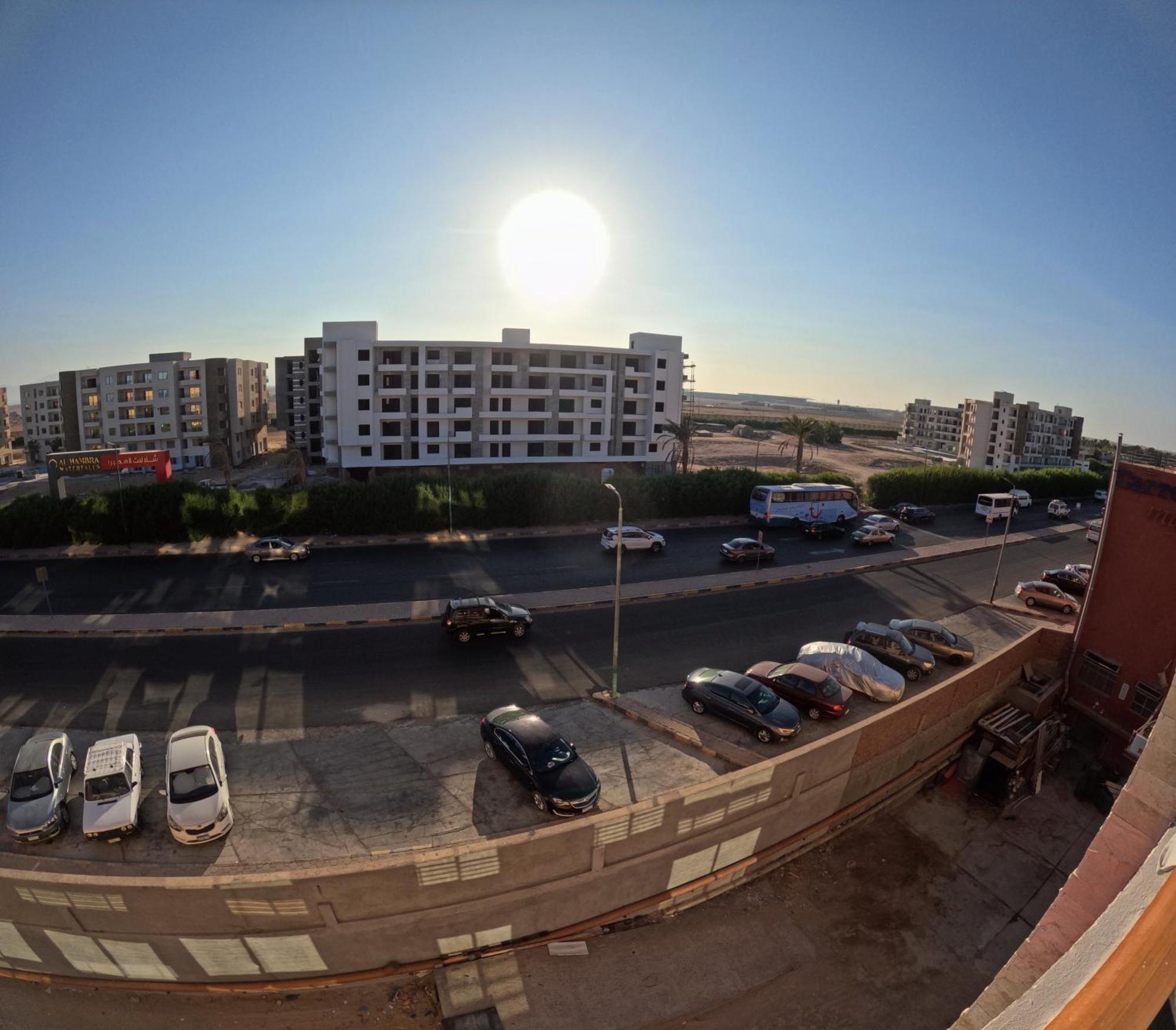 Alhambara Compound *